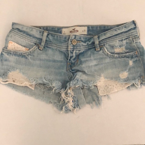 Light wash Hollister Denim Shorts Low waisted - Picture 2 of 6